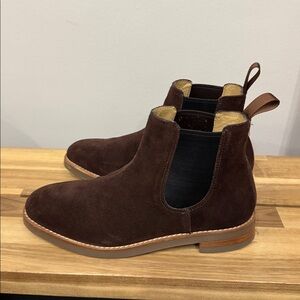 J. Crew Factory Suede Chelsea Boot Boots Men’s size 7 brown LIKE NEW